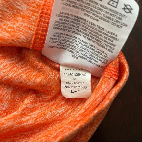 Nike NFL Denver Broncos Dri-Fit Long Sleeve Womens Shirt Quarter Zip Medium - Picture 7 of 9